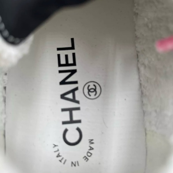 Chanel sneakers size 39.5 - Picture 8 of 9